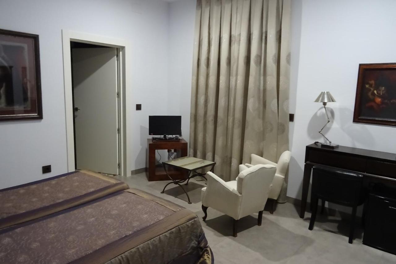 La Posada De Las Casitas Ampudia Bagian luar foto