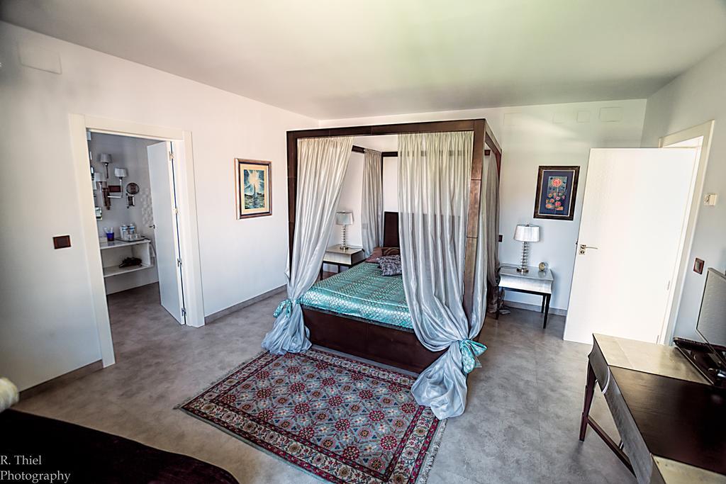 La Posada De Las Casitas Ampudia Bagian luar foto